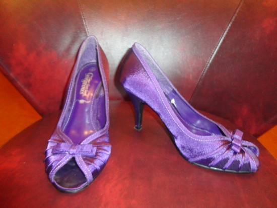 Violetiniai bateliai 