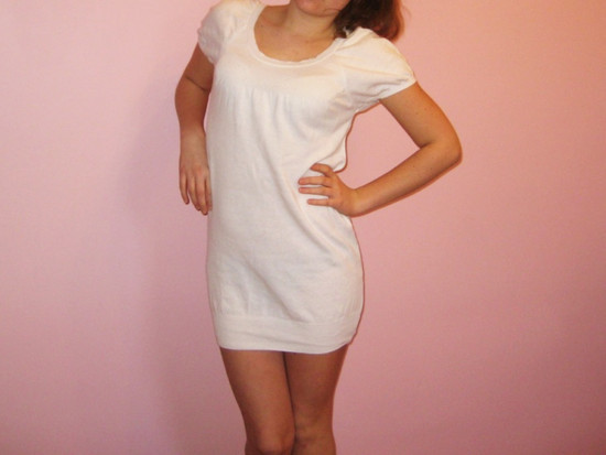 Balta Bershka suknelė
