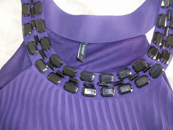 REZERVUOTA Gr3tukas*: violetinė suknelė