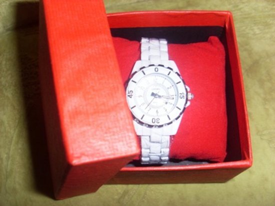 Chanel moteriškas laikrodis baltas j12