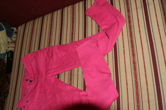 rožinės kelnės