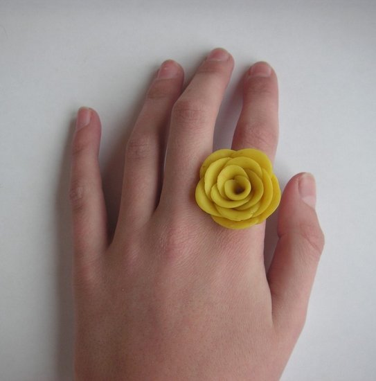 žiedas - rožė