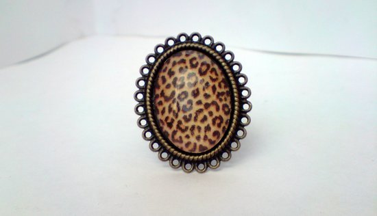 Leopardinis žiedas