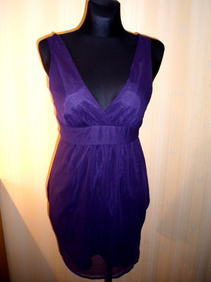Violetine klasikine suknele