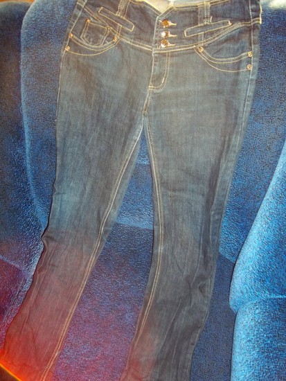 dzinsiukai firminiai jeans