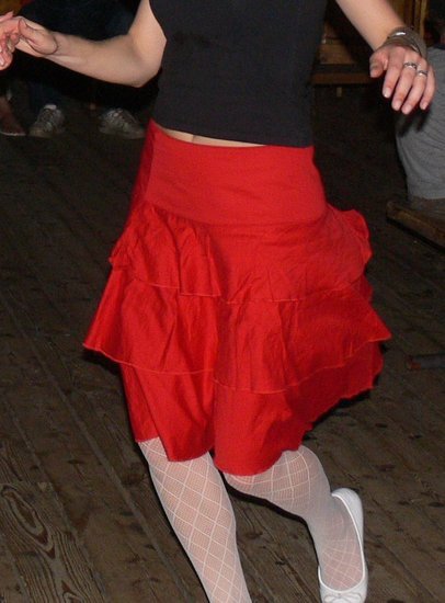 Raudonas sijonas