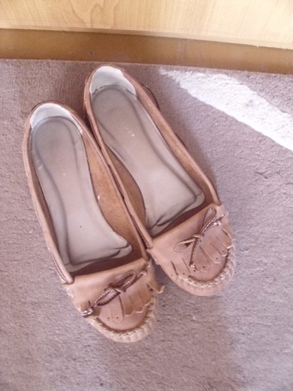 Mokasinu tipo batai