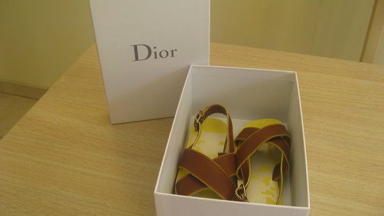 DIOR basutes originalas