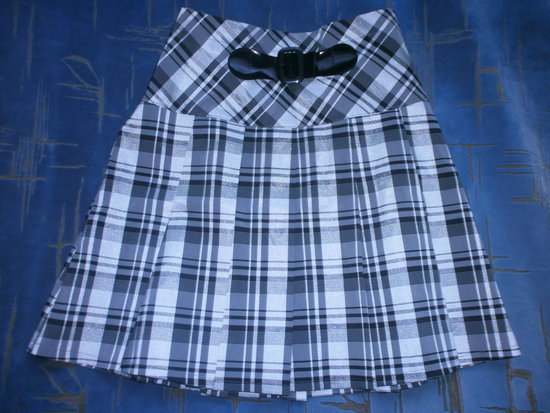 Klostuotas sijonas