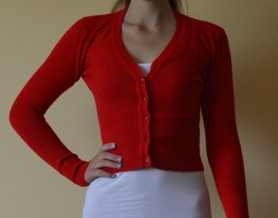 raudonas megztinukas!