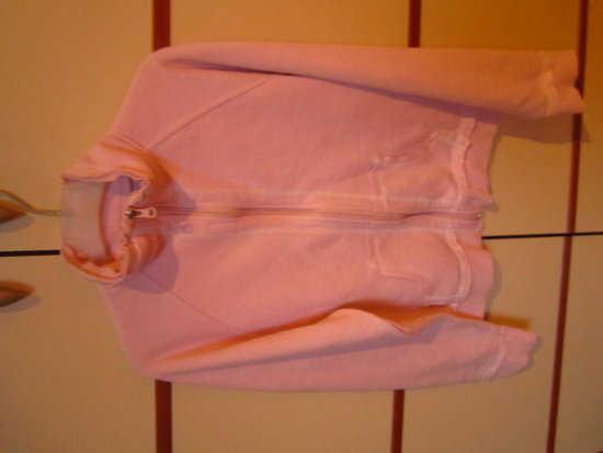 Rožinis megztinukas