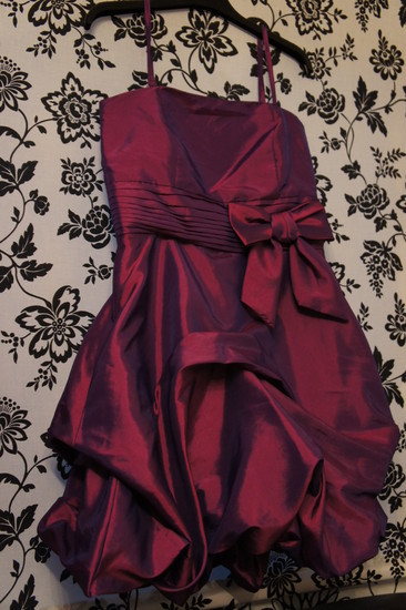 30lt!!! Vyšninės spalvos suknelė su kaspinuku