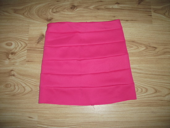 Rožinis sijonas
