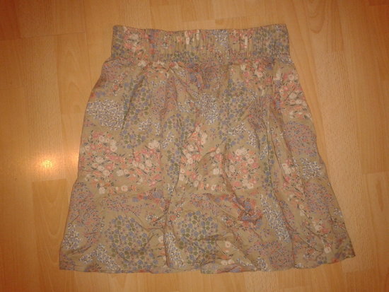 h&m gėlėtas sijonas