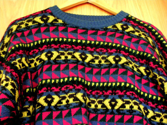 Vintažinis raštuotas šiltas megztinis