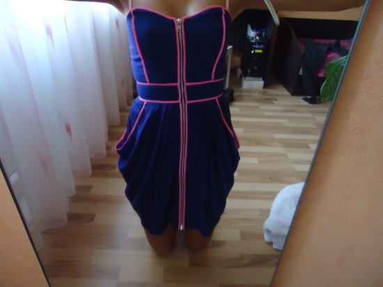 Labai grazi vasariska suknele:)