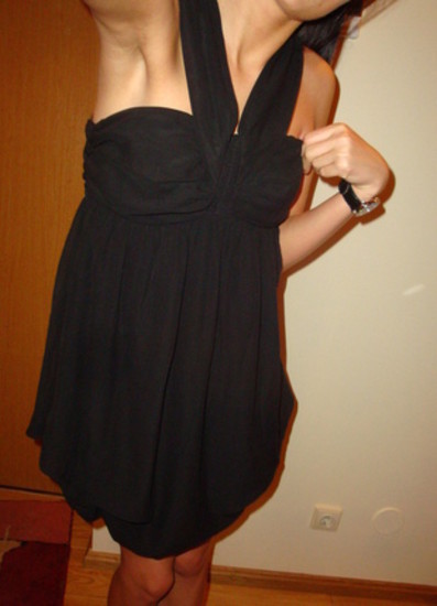 Asos juoda suknelė