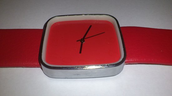 Raudonas laikrodis