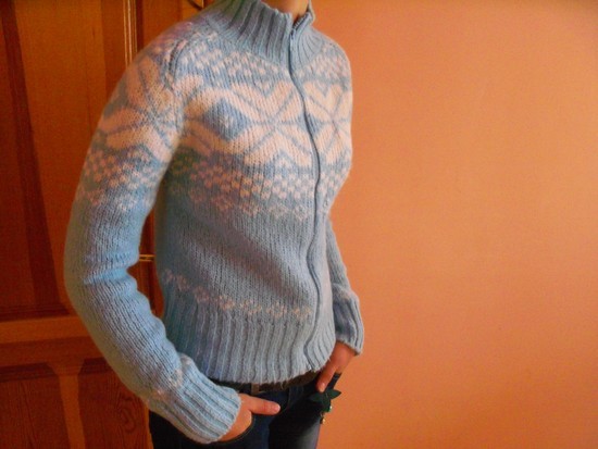 Naujas šiltas megztinis S/M