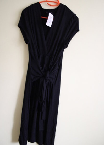 juoda ilga nauja suknelė