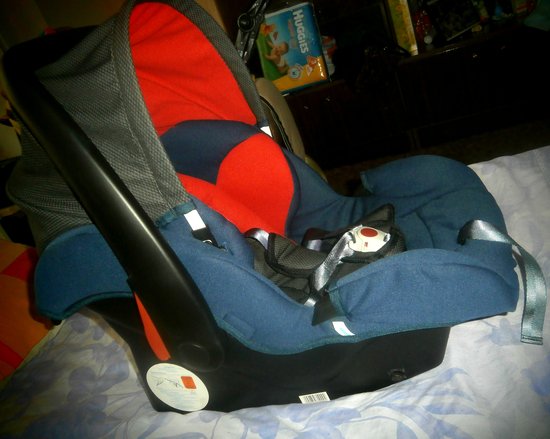 Automobilinė saugos kėdutė Baby Max(0-13 kg)