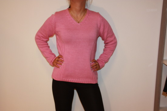 TCM rožinis megztinis
