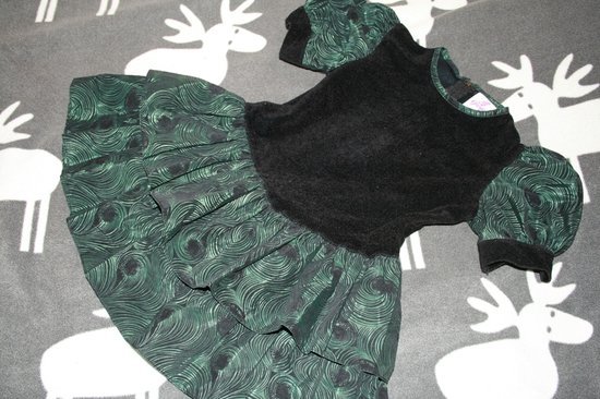 Žalia/juoda suknelė 98