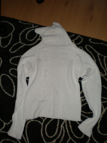 Baltas megztinis, megztukas
