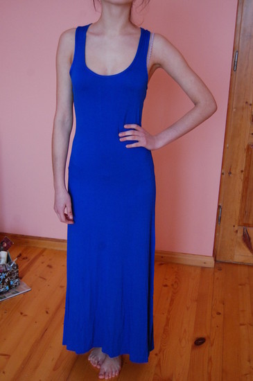 Mėlyna suknele