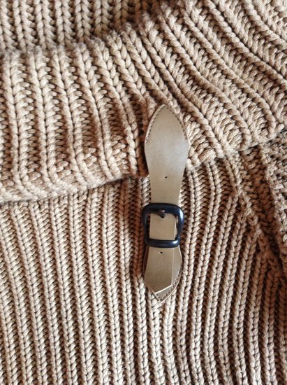 Rudas(kuno spalvos) Megztukas megztinis