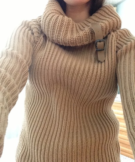 Rudas (kuno spalvos) Megztukas megztinis