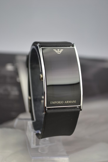 Emporio Armani LED laikrodis UNIVERSALUS