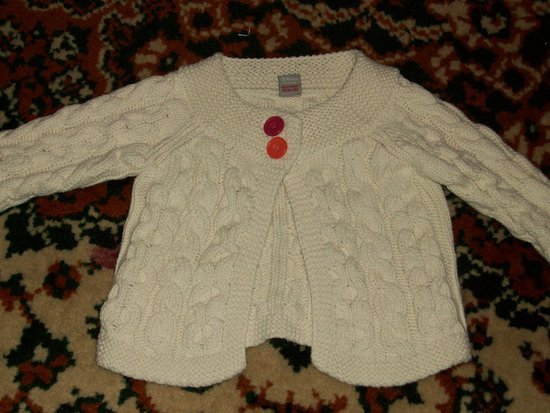 mergaitiskas megztinukas