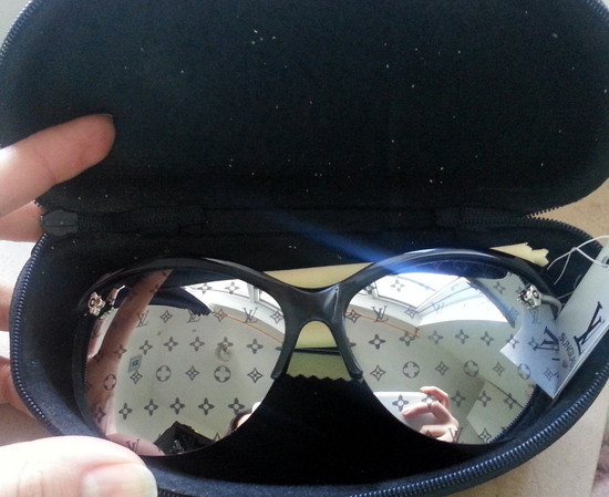 Louis Vuitton akinukai!!!! 