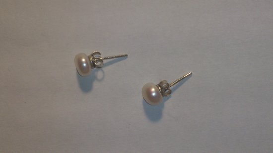  Sidabriniai auskarai su perlais