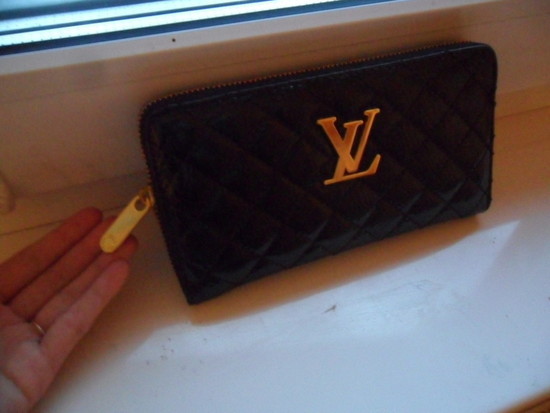 ''Louis Vuitton'' piniginė