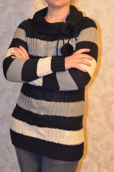 Siltas dryzuotas fainas megztinis
