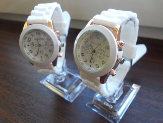 Nauji Geneva laikrodžiai