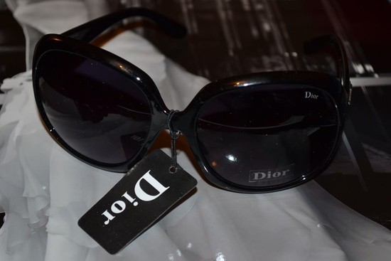 Dior akiniai nuo saules :) nauji be defektu