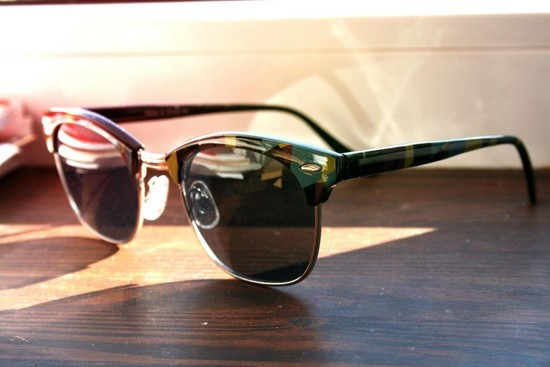 stilingi akiniai nuo saulės