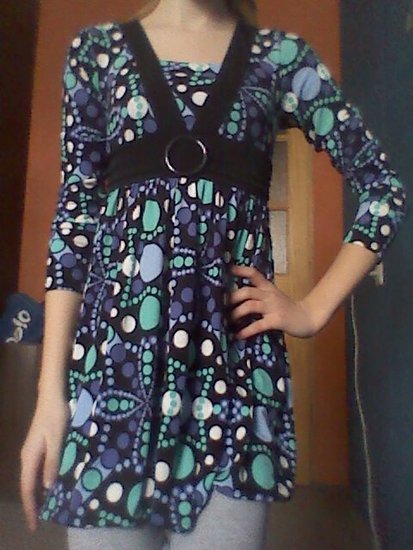 Labai puosni,grazi suknele-tunika:))