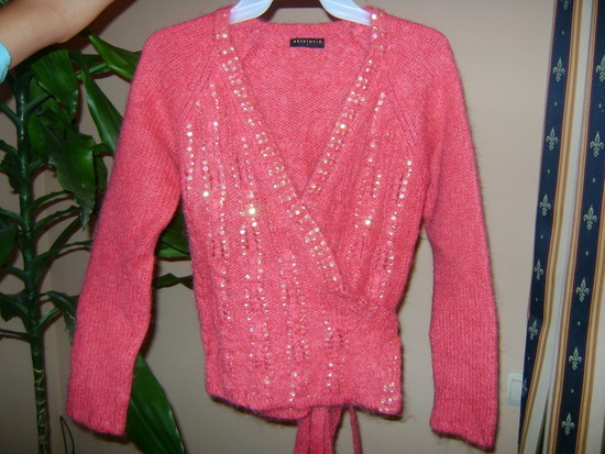 ružavas megztinis