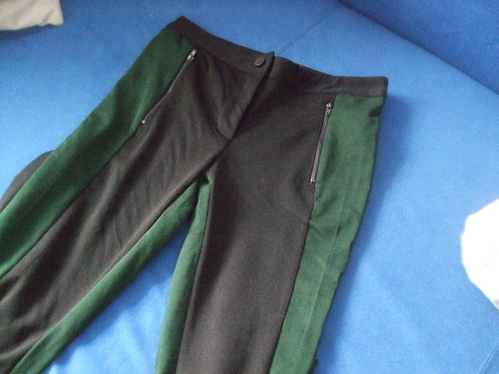 Naujos kelnės su žaliais šonais
