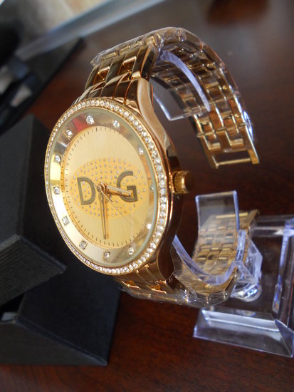 Naujas D&G laikrodukas
