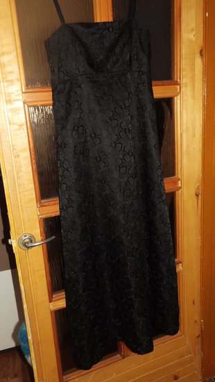 juoda ilga suknele