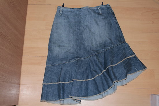 džinsinis asimetrinis sijonas