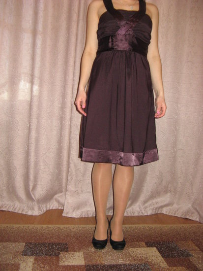 Vero Moda vyšninės spalvos suknelė