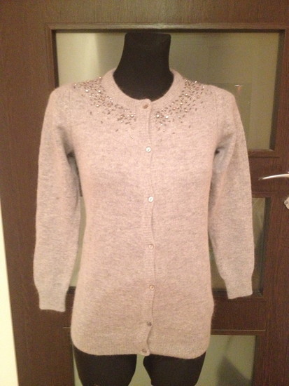 Naujas pilkas Zara megztinis