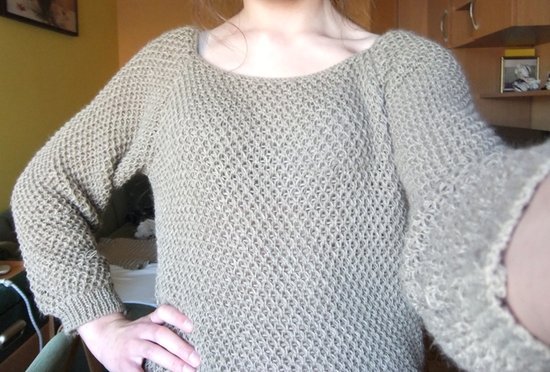 Moteriskas megztas megztinis 