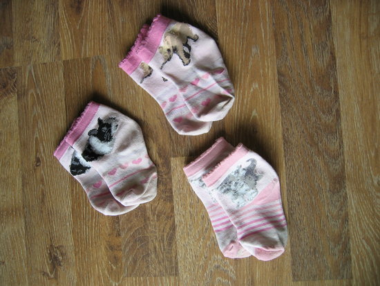 3 poros kojinių ~1-2,5 metų mergaitei + dovanėlė